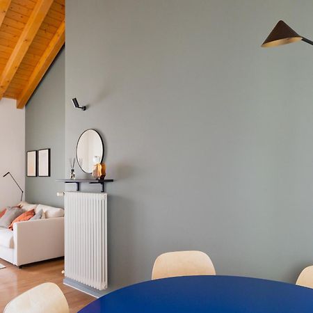 Double Private Parking, 2 Bedrooms & 2 Bathrooms - Elegant Apartment In Old Town Udine Exterior photo