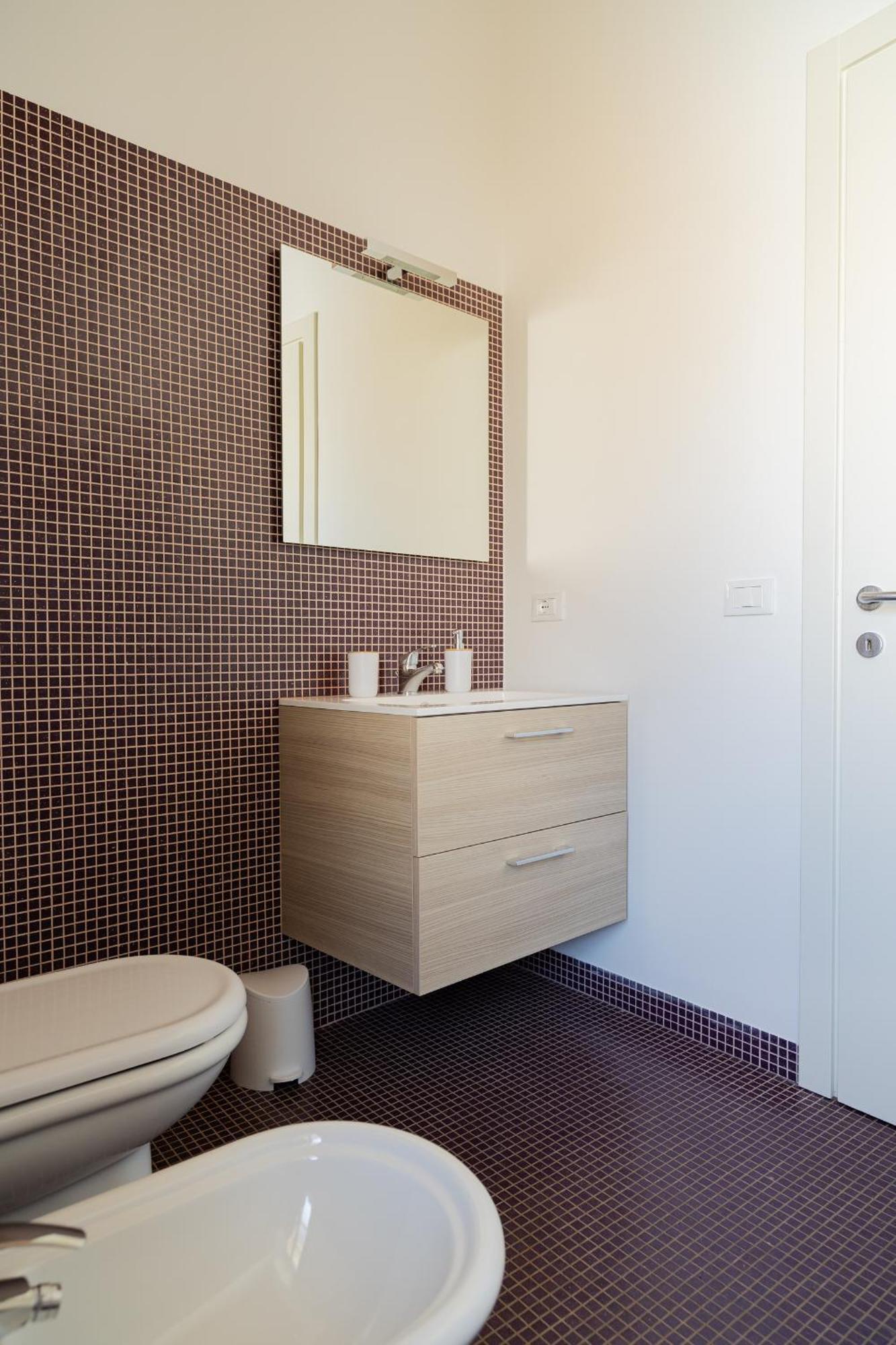 Double Private Parking, 2 Bedrooms & 2 Bathrooms - Elegant Apartment In Old Town Udine Exterior photo